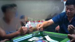 <b>德惠市一村书记“偷鱼视频”引热议，合伙做“扣”震慑百姓？</b>