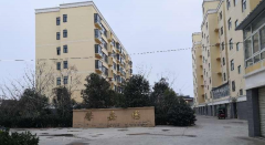 <b>河南临颍：馨嘉园小区无证房售卖乱象难禁？</b>